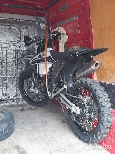 Грузоперевозки/Переезды/Доставка