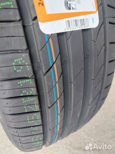 Tracmax X-Privilo TX3 245/45 R19 102Y