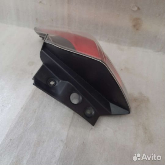 Toyota Rav4 2015-2019 фонарь задний правый