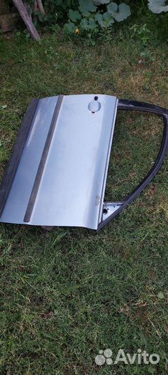 Дверь передняя(задняя) правая