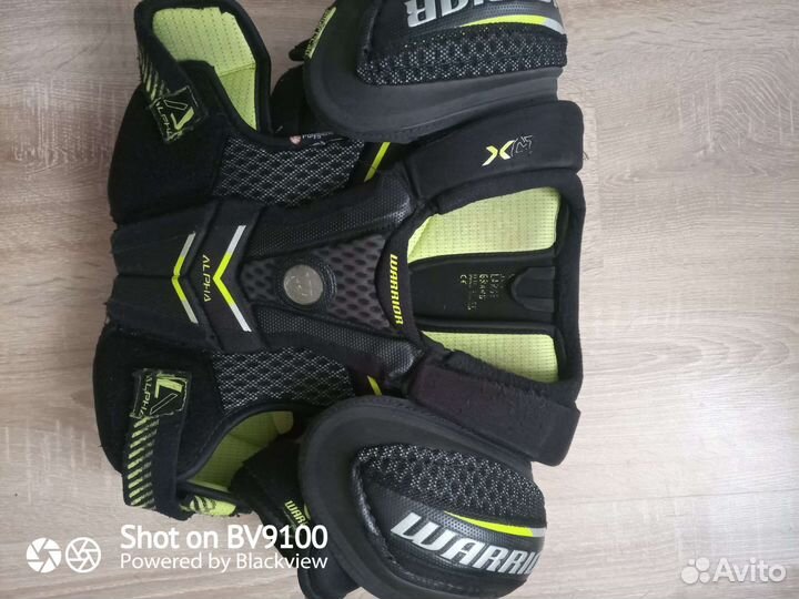 Нагрудник хоккейный warrior QX