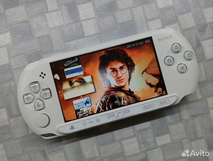 Sony PSP e1008 Street