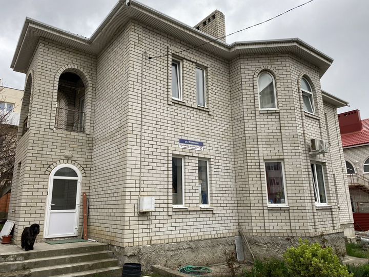 Дом 171,8 м² на участке 5,7 сот.