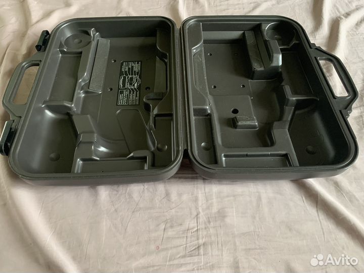 Профессиональная видеокамера hitahi