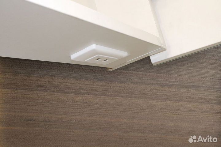 Шкафчик зеркальный 600*800 с подсветкой