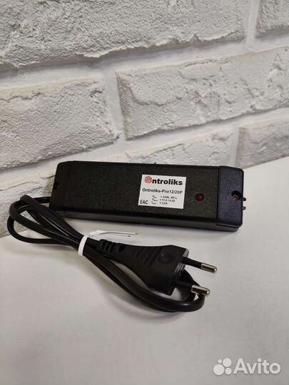 Блок питания 12В 2А