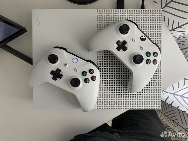 Xbox one s 1tb