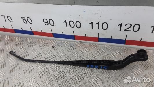 Щеткодержатель лобового стекла dodge caliber (6BR15O902)