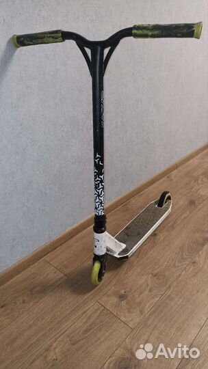 Трюковой самокат tech team бу