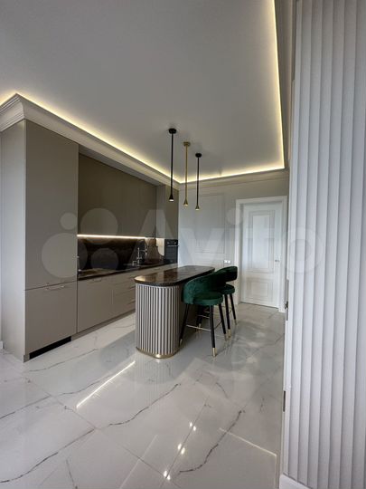 3-к. квартира, 105 м², 15/16 эт.