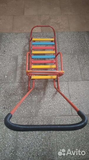 Детские санки с ручкой