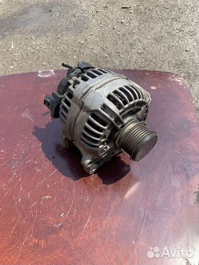 Генератор VAG 06F903023