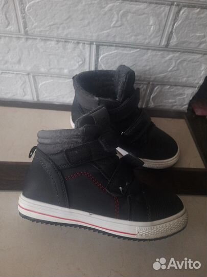 Ботинки демисезонные р. 30