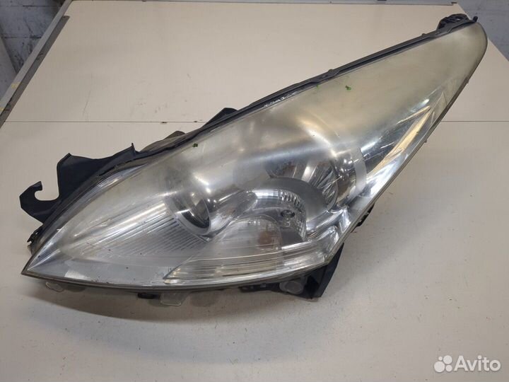Фара (передняя) Peugeot 3008, 2010