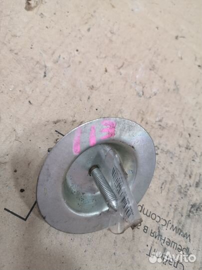 Держатель запаски Nissan Note E11