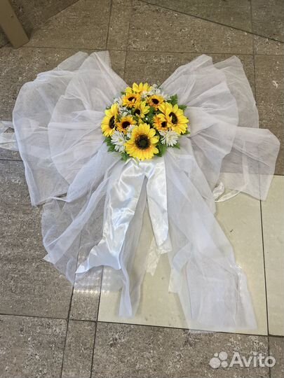 Бант на машину