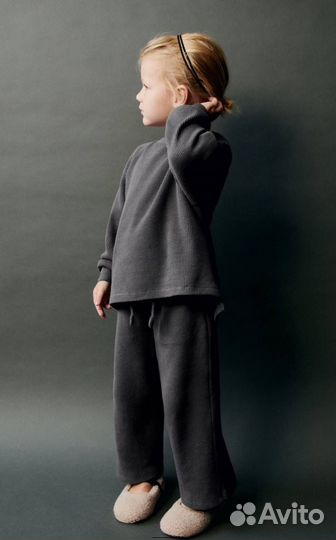 Костюмы, комплекты для девочек