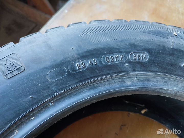 Bfgoodrich G-Force Stud 215/60 R16 99Q