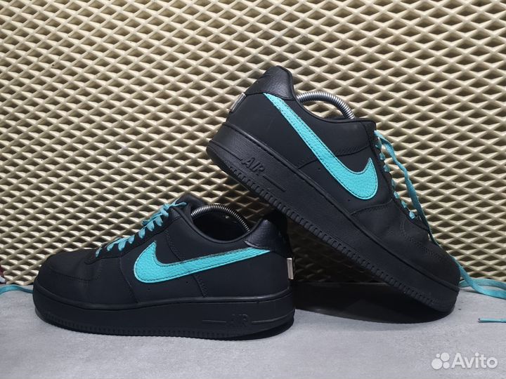 Кроссовки Nike размер 43