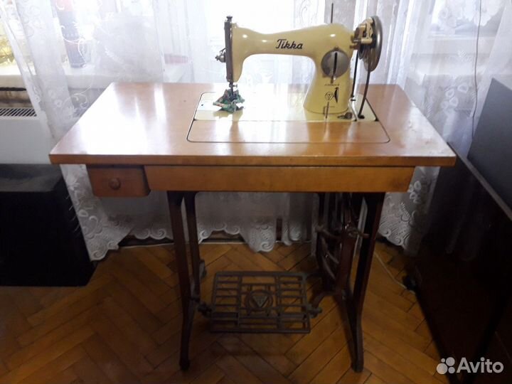 Швейная машина Tikka