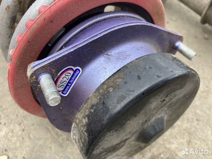 Стойки передние ваз 2114