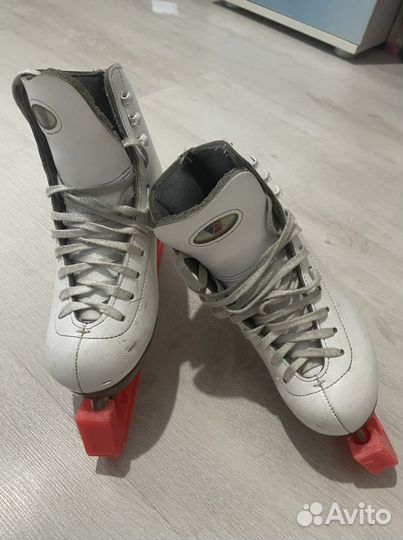 Профессиональные фигурные коньки