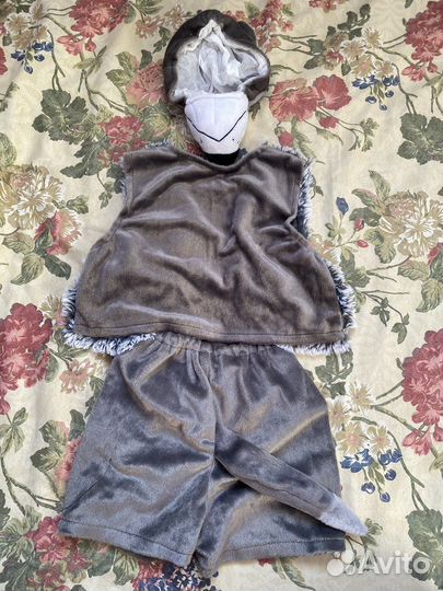 Новогодний костюм волка