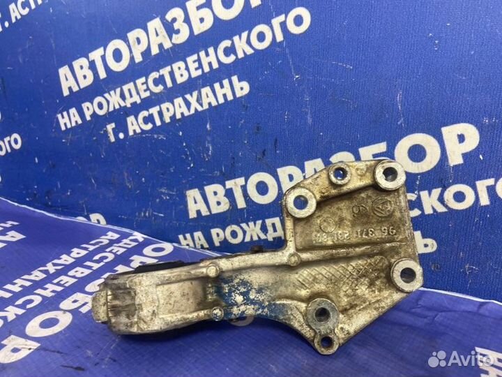 Опора полуоси. Peugeot Partner грузовой-фургон