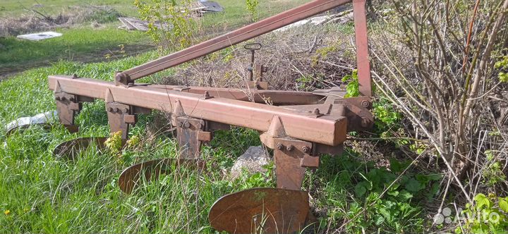 Плуг на дт 75