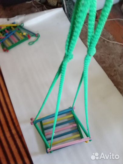 Детская качелька подвесная