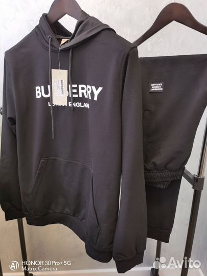 Костюм мужской Burberry