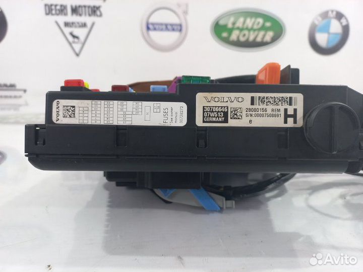 Блок предохранителей REM L Volvo S60 S80 XC70 XC90