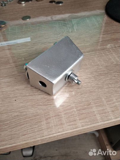 Том 8 дюймов