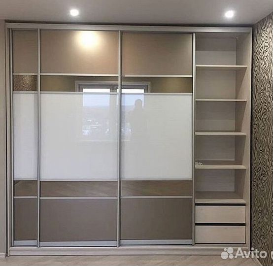 Шкаф двухстворчатый