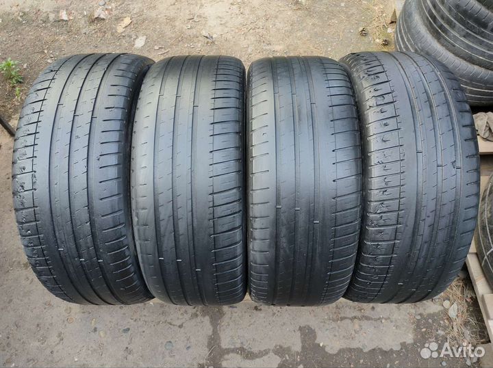 Michelin Pilot Sport 3 235/45 R18