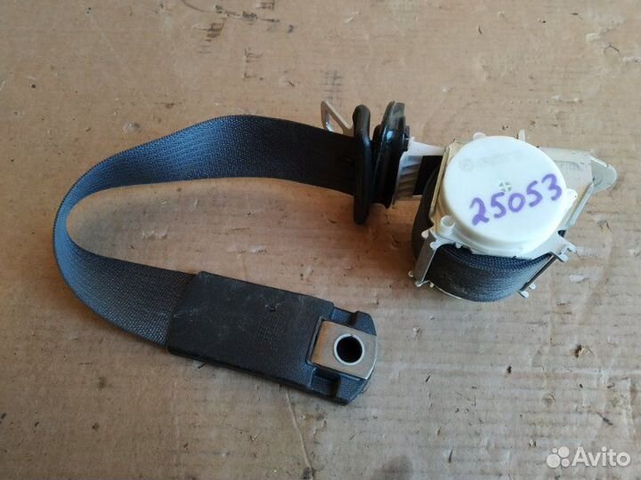 Ремень безопасности задний прав Cadillac Escalade