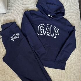 Костюм женский GAP 42