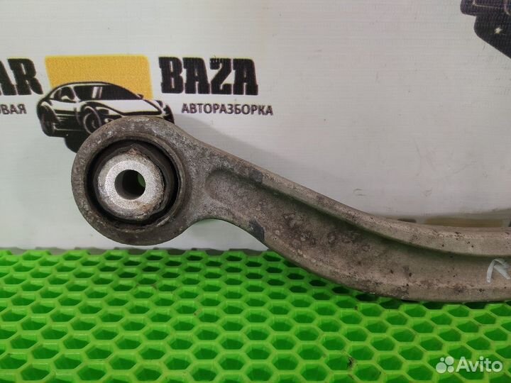 Рычаг задний верхний правый R