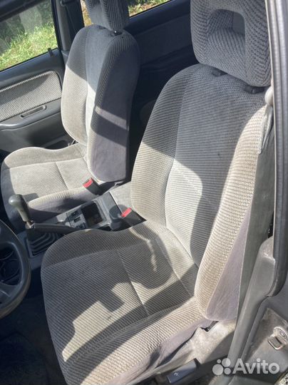 Mitsubishi space wagon 1997 год салон