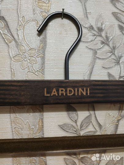 Вешалка брючная Lardini