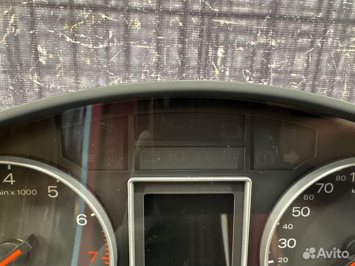Щиток приборов Audi A4 B6 AMB 2004