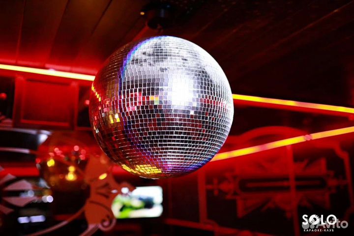 Караоке-комната