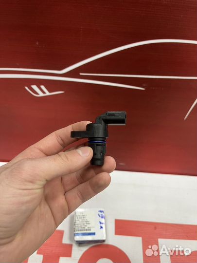 Датчик положения распредвала Ford Focus 3 2.0
