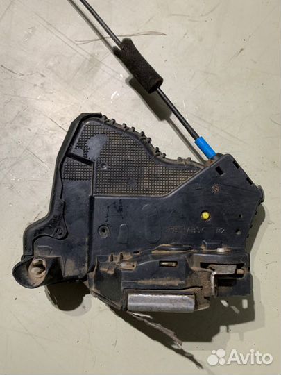 Замок двери Toyota Camry XV40