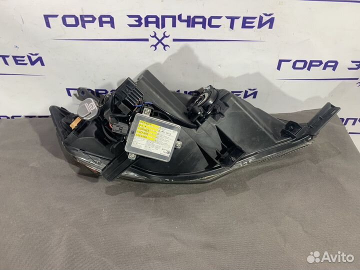 Фара Mitsubishi Outlander Xl 2006-2009 8301B241