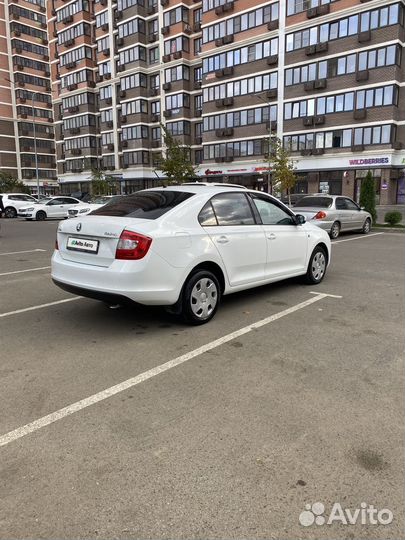 Skoda Rapid 1.6 AT, 2015, 194 500 км
