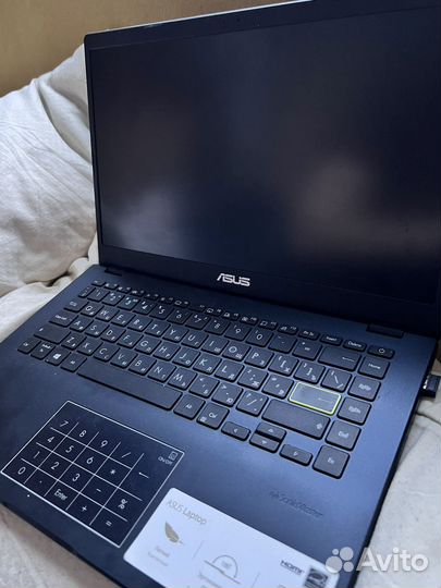 Ноутбук asus
