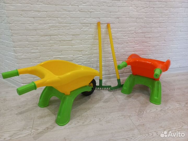 Детская садовая тележка/тачка