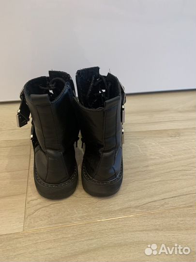 Ботинки zara для девочки