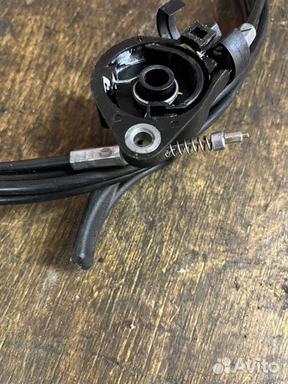 Рено каптюр трос бензобака